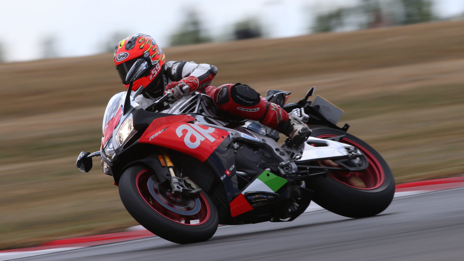 Aprilia RSV4 RF